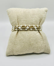 Load image into Gallery viewer, Lyla Pearl Bracelet
