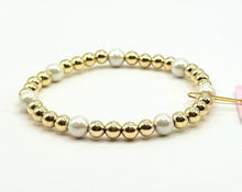 Load image into Gallery viewer, Summer Pearl Bracelet
