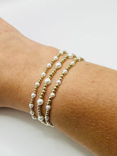 Load image into Gallery viewer, Lyla Pearl Bracelet
