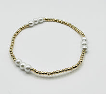 Load image into Gallery viewer, Mauri Pearl Bracelet
