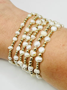 Ellie Pearl Bracelet