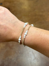 Load image into Gallery viewer, Kylie Pearl Bracelet
