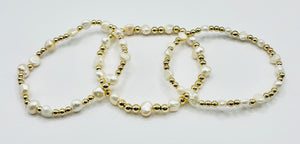 Ellie Pearl Bracelet