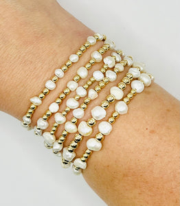 Ellie Pearl Bracelet